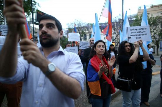 مظاهرات بالأرجنين احتجاجا على حضور أردوغان قمة العشرين