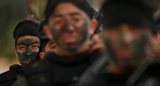 أنور مالك يُهاجم "حماس".. لهذا السبب