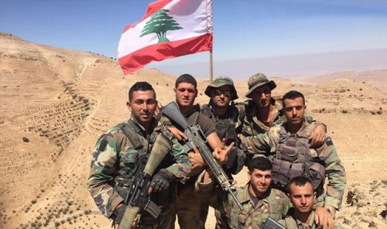 الجيش اللبناني يحرر 27 سوريا مختطفاً ويعتقل الخاطفين