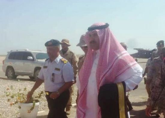 وصول السفير السعودي لدى اليمن إلى المكلا.. تعرف على السبب