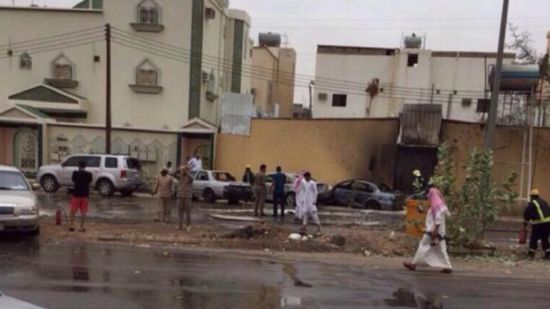 إصابة امرأة يمنية ومواطن سعودي بمقذوف حوثي سقط على جازان