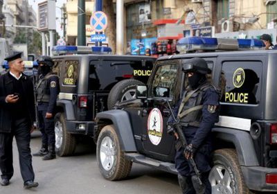 تفاصيل غلق 12 قناة فضائية بمصر