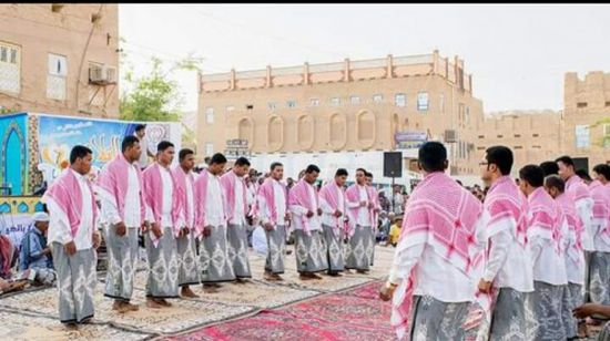 الهلال الإماراتي ينظم حفل الزفاف الجماعي العاشر بحضرموت