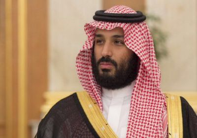 ترحيب خاص بالأمير بن سلمان بالجزائر "فيديو"