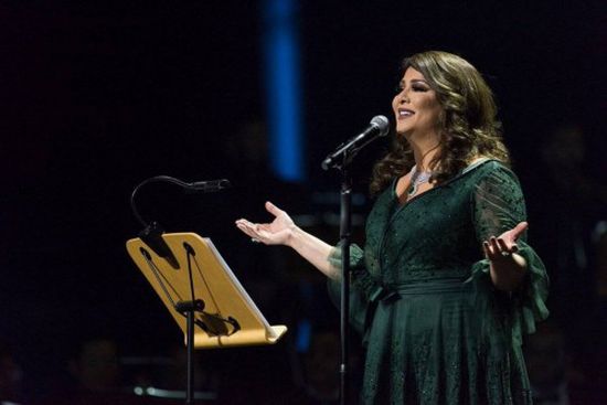 الكويتية نوال تطرح أغنيتها الجديدة "نسايم الشوق" وتهديها للسعودية