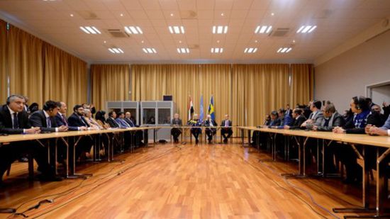 الشبحي: هناك مؤامرة تدار في الكواليس