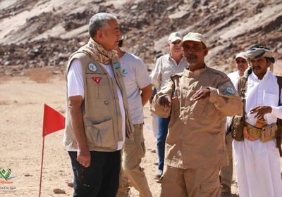 شاهد.. زيارات ميدانية لمدير عام مشروع نزع الألغام في اليمن