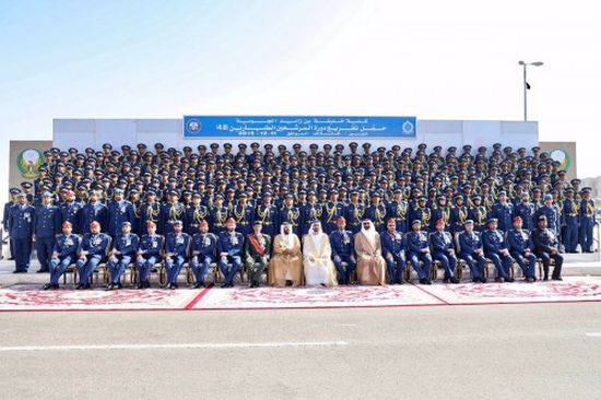 بن راشد يشهد حفل تخرج كلية خليفة بن زايد الجوية ( صور )