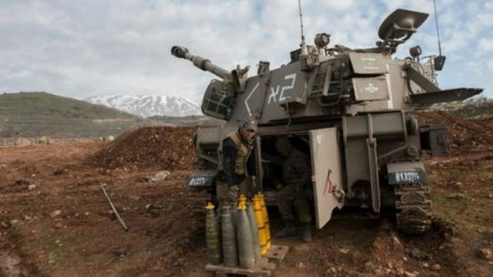 إسرائيل تجري مناورات عسكرية في مزارع حدودية مع لبنان