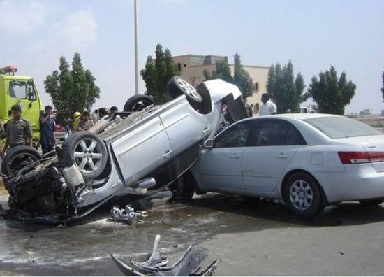 مصرع وإصابة 10 مواطنين نتيجة حادث مروع بالسعودية