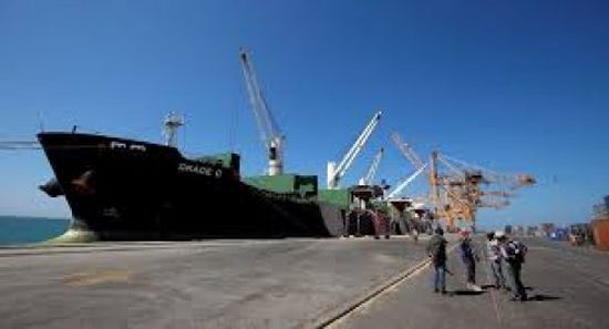 عسكر زعيل: ميناء الحديدة تحرر من سيطرة الحوثي