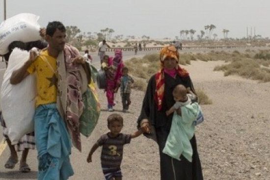 مليشيا الحوثي تهجر عشرات الأسر في الحديدة