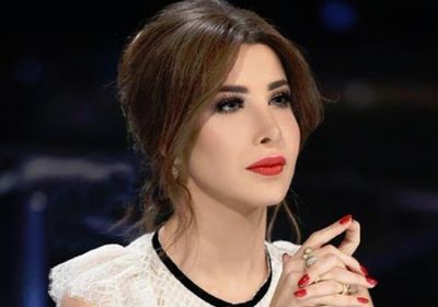 مع اقتراب الكريسماس.. نانسي عجرم تخطف الأنظار بسيلفي مع ابنتها