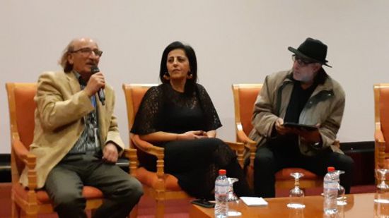 مهرجان أيام قرطاج المسرحية يكرم الفلسطينية عرين عمري "صور"