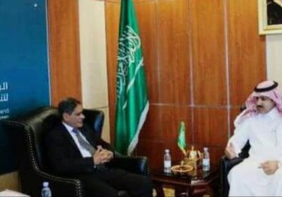 البحسني يناقش برنامج الإعمار مع السفير السعودي