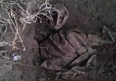 العثور على مقبرة جماعية لأفراد الجيش بتعز