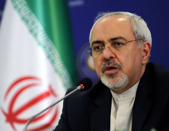 خارجية إيران تكشف حقيقة ترشح "ظريف" للرئاسة