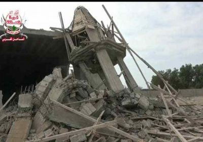 بالفيديو.. مليشيات الحوثي تقصف مسجد في مديرية الدريهمي بالحديدة