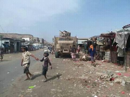 مصرع 2 في انفجار وسط مدينة المحفد بأبين