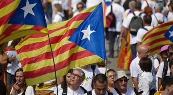 مدريد تستأنف الحوار مع الانفصاليين في كتالونيا لأول مرة منذ 5 أشهر
