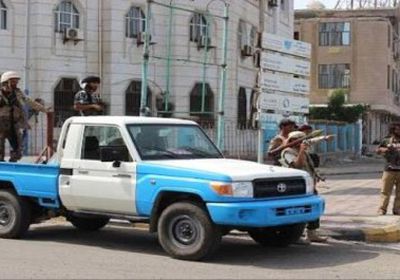 أول رد من شرطة عدن على الاشتباكات المسلحة في المعلا (تفاصيل)