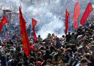 شاهد.. تظاهرات عارمة في تركيا ضد أردوغان