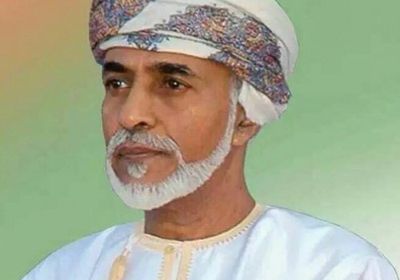 صورة نادرة للسلطان قابوس خلال دراسته بعدن.. شاهد ماذا قال عنها؟