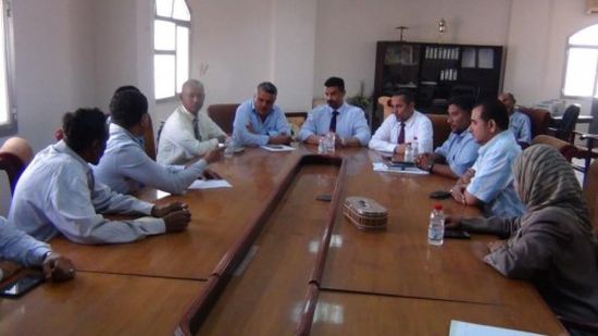 استئناف سير العمل بمشروع طريق الجسر البحري