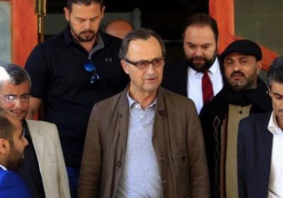 اندلاع اشتباكات في الحديدة مع وصول مراقبة تنفيذ وقف إطلاق النار