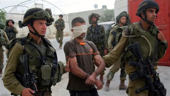 الاحتلال الإسرائيلي يعتقل 15 فلسطينياً بالضفة الغربية