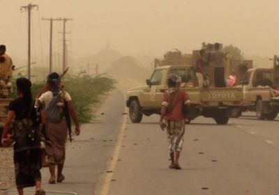 مليشيات الحوثي تهاجم مديرية التحتيتا والقوات المشتركة تتصدى 