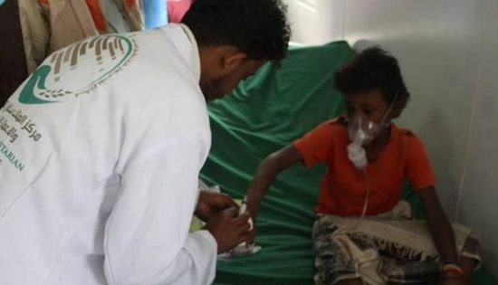 عيادات " سلمان للإغاثة " تستقبل الحالات المرضية من نازحي الخوخة (صور)