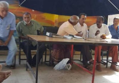 تدشين تسليم عقود الأراضي للجمعية السكنية للتربويين