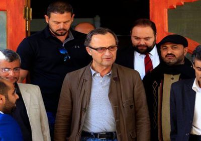 كبير المراقبين الأمميين يزور ميناء الحديدة