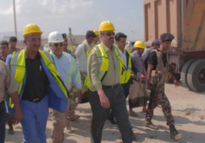 حملة لرفع المخلفات في عدن