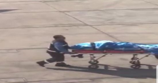 وفاة مغترب يمني على متن طائرة بمطار القـاهرة (صور)