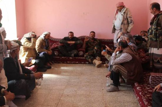 تسليم المتهمين بقتل الشيخ القبلي صالح العتبات في الضالع