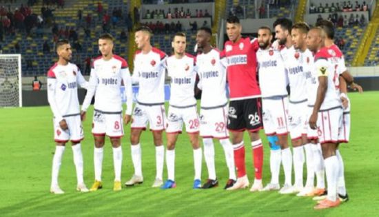 الوداد المغربي يتصدر الدوري بالفوز على حسنية أغادير 2-1