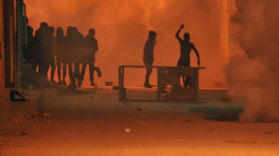 وسط مخاوف حكومية..الاحتجاجات التونسية تنتقل إلى قلب العاصمة