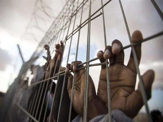 في اتفاق السويد.. سر إنكار الحوثي وجود 3 آلاف معتقل داخل سجونها  