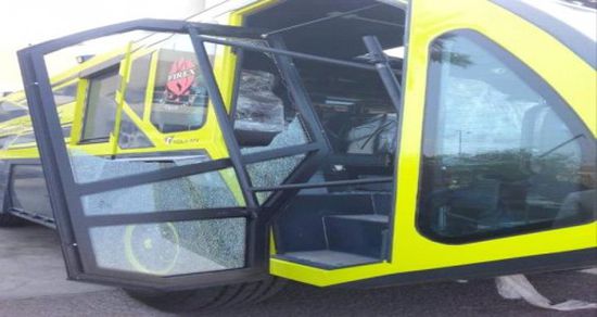 مصادر بمطار عدن الدولي تكشف عن تفاصيل أزمة سيارة الإطفاء