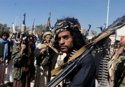 اختطافات واقتحامات وحفر خنادق.. تفاصيل خروقات مليشيا الحوثي لوقف اطلاق النار بالحديدة