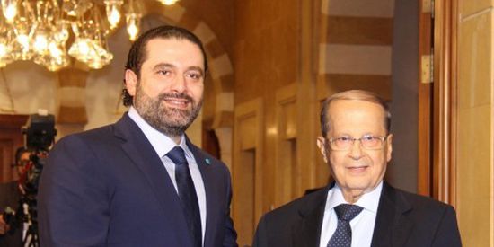 "القوات اللبنانية" يدعو ميشيل عون والحريري لحسم الحكومة