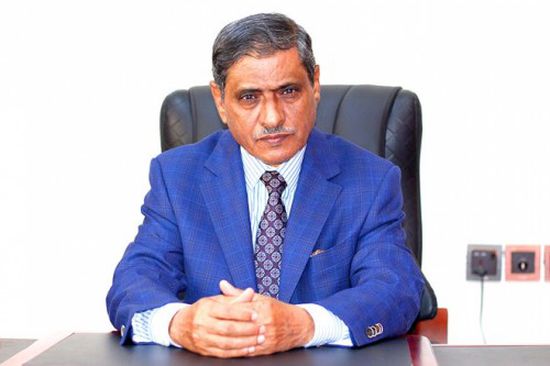 تعميم جديد من محافظ حضرموت لإنجاز معاملات المواطنين في الإدارات (تفاصيل)