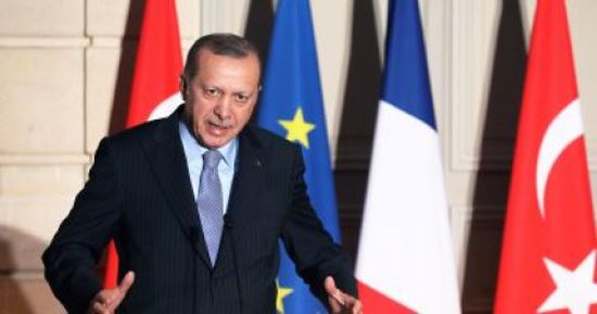 فورين بوليسي: أنقرة فضلت التركيز مع معارضي اردوغان عن مواجهة داعش