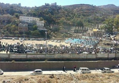 تشيع جنازة الطفلة آلاء الحميري بعد إعدام قاتلها