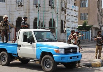  اشتباكات بحي الممدارة في مديرية الشيخ عثمان