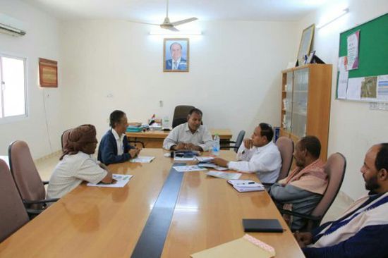  اجتماع يناقش إنشاء مشروع محطة للطاقة الشمسية بسيئون