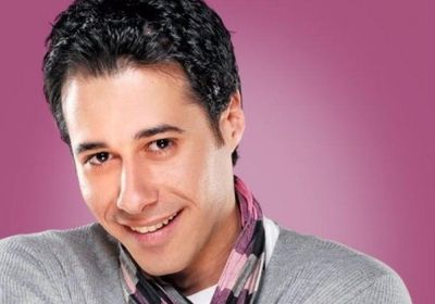 ممثل مصري يحصل على عرض للتمثيل بفيلم أمريكي ويفاجأة أنه "إباحي"