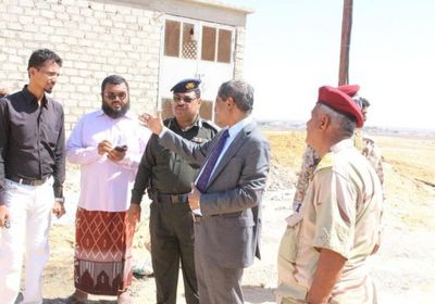 البحسني يتفقد مبنى لكلية الشرطة بالمكلا